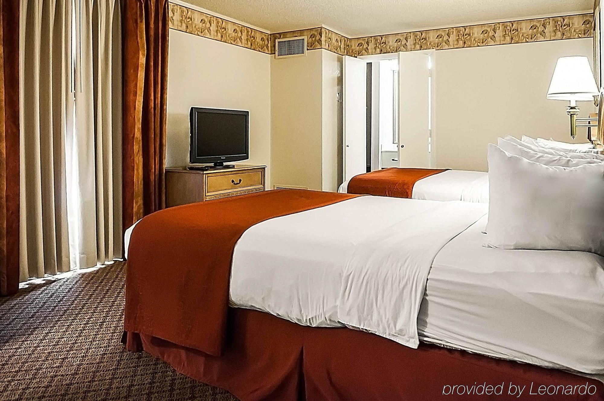 Pan American Inn And Suites Албукерке Екстериор снимка