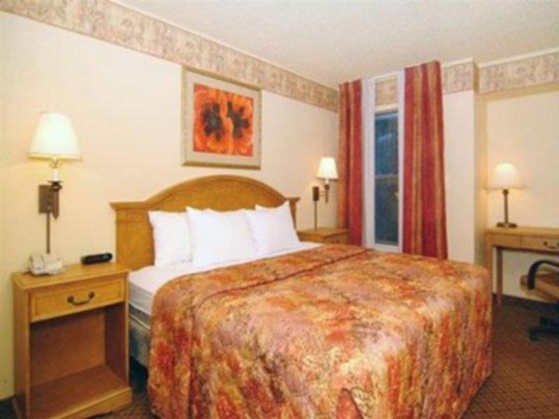 Pan American Inn And Suites Албукерке Екстериор снимка