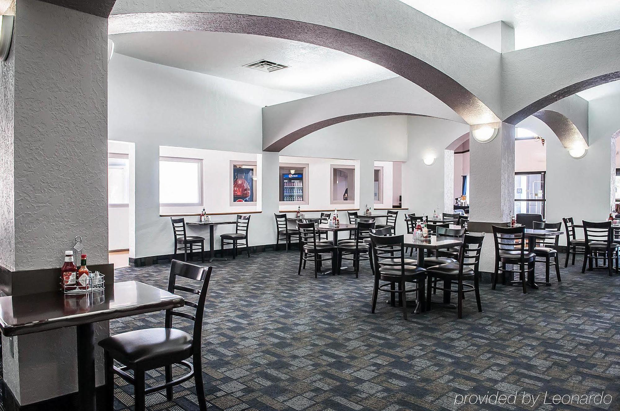 Pan American Inn And Suites Албукерке Екстериор снимка