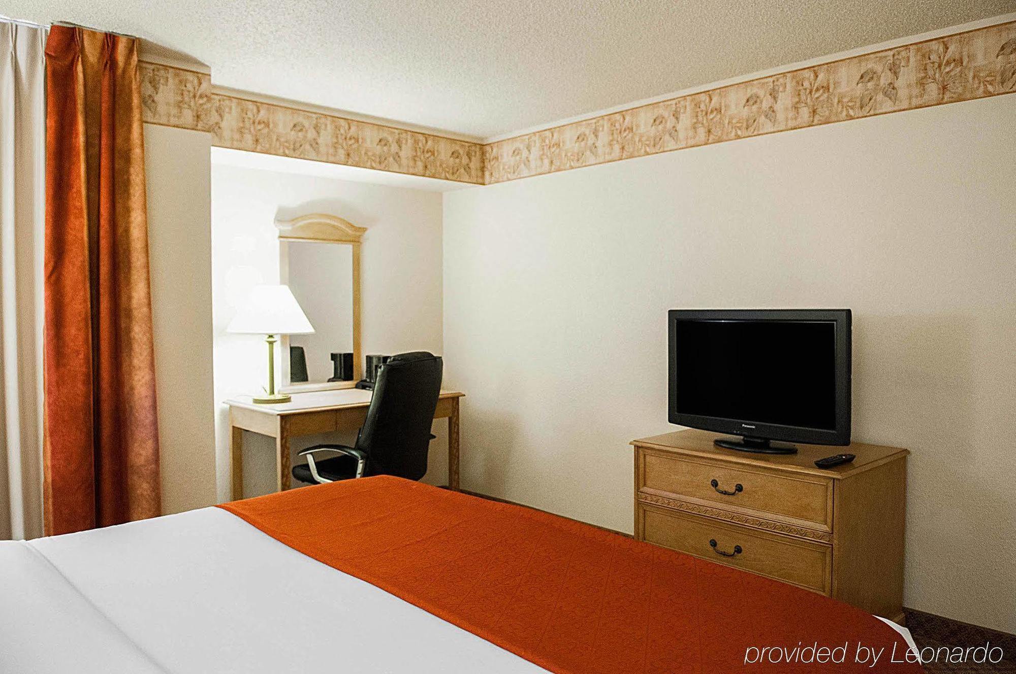 Pan American Inn And Suites Албукерке Екстериор снимка