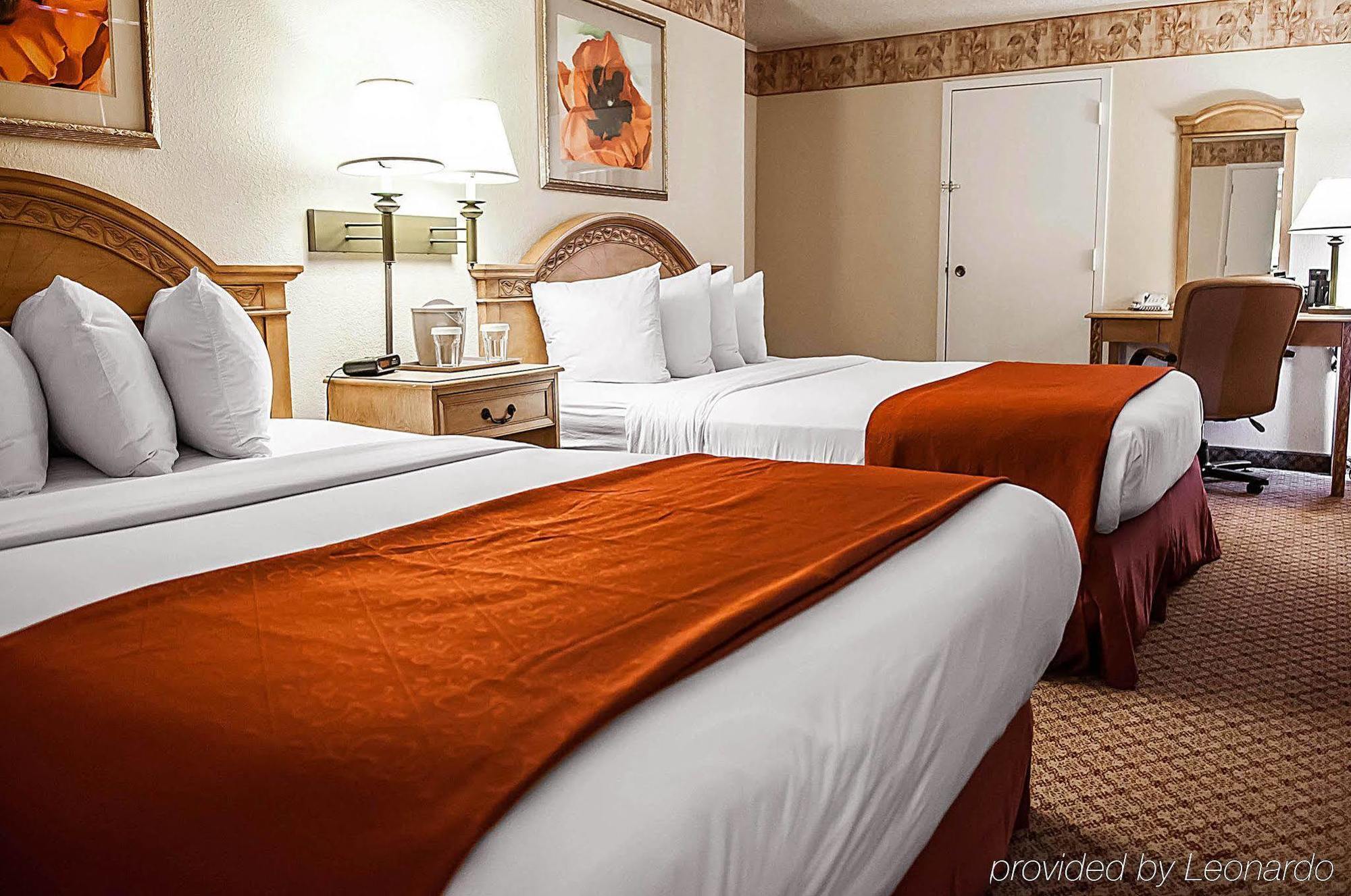 Pan American Inn And Suites Албукерке Екстериор снимка